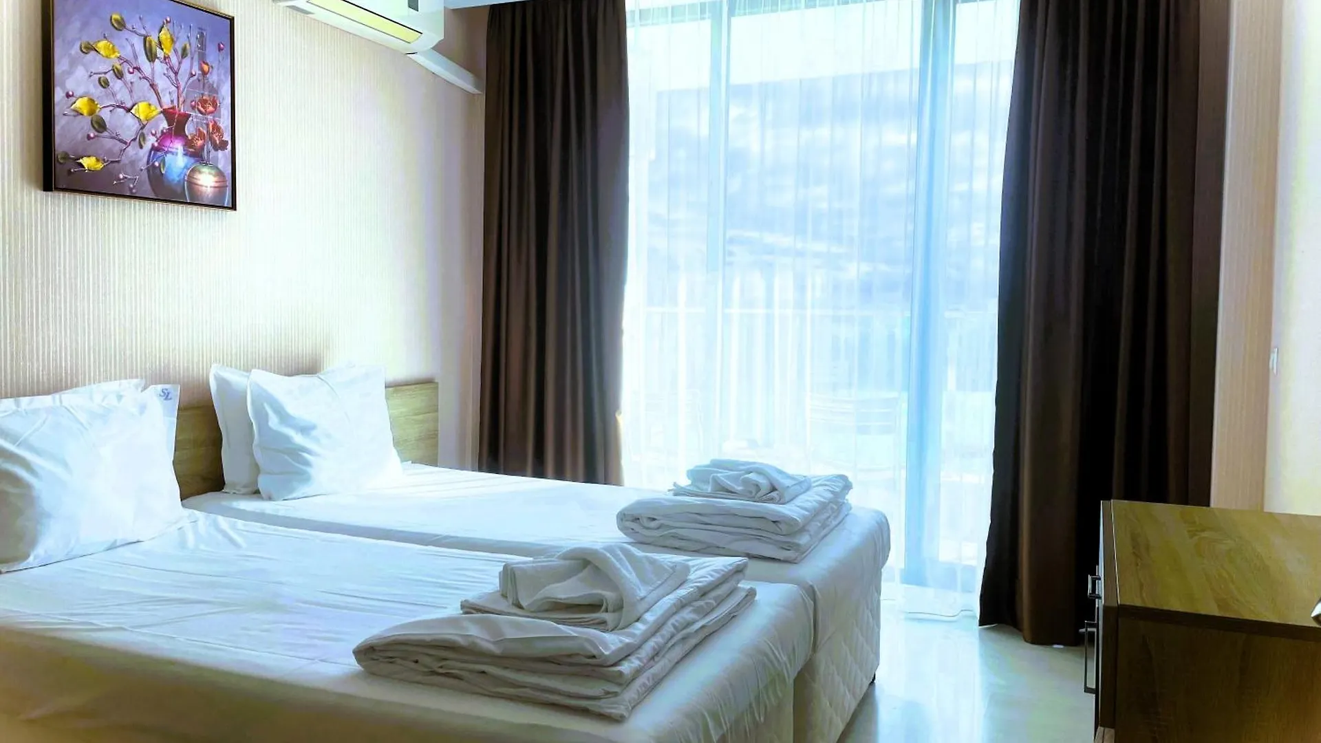 Hotel apartamentowy Apartments Stamopolu Lux With Pool View Primorsko Bułgaria