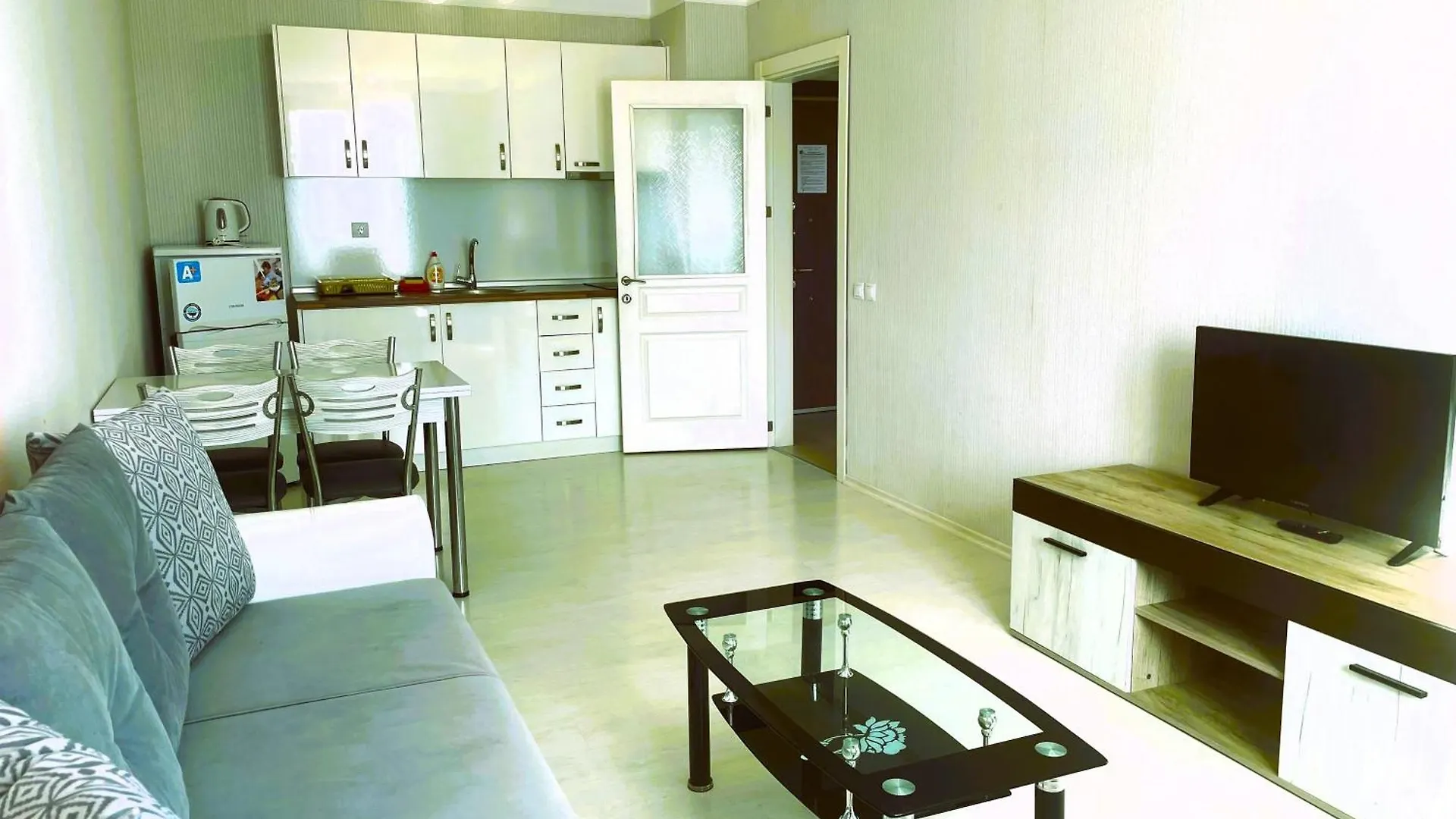 Apartments Stamopolu Lux With Pool View Primorsko