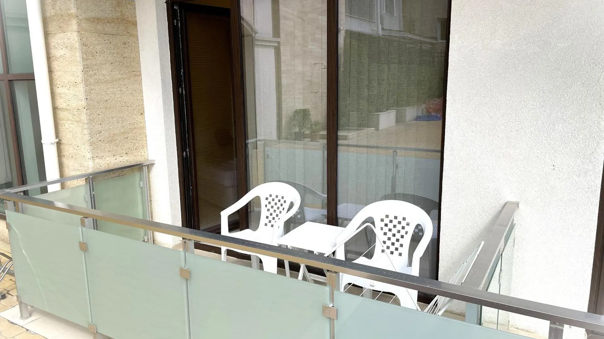Hotel apartamentowy Apartments Stamopolu Lux With Pool View Primorsko