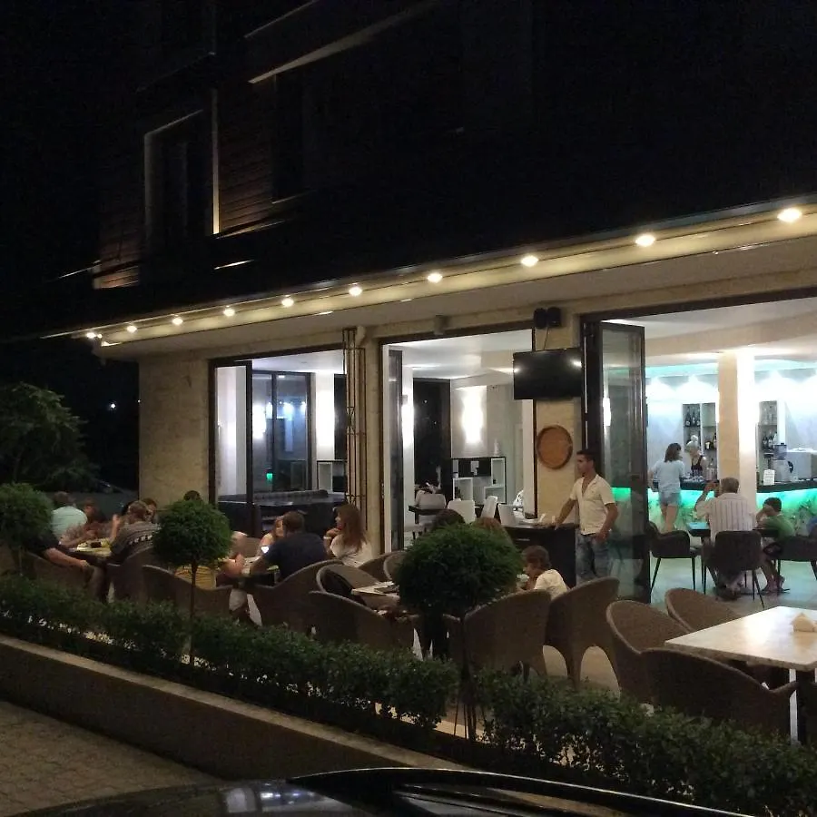 Aparthotel Apartments Stamopolu Lux With Pool View Primorsko